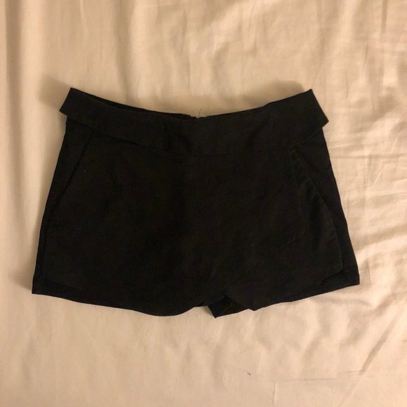 Talula Black Skort (Skirt/Shorts) - Picture 3 of 4